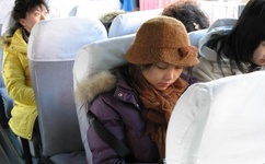 A片粗大的内捧猛烈进出AVV